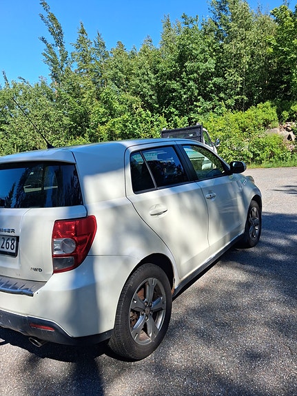 Toyota Urban Cruiser 5 of 9