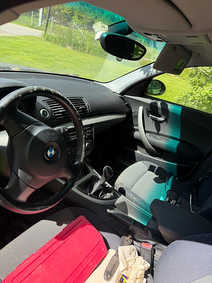BMW 116i 3 of 5