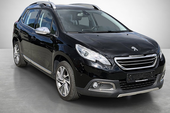 Peugeot 2008 2 of 5