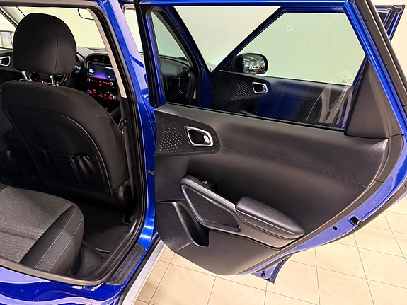 Kia e-Soul 17 of 30