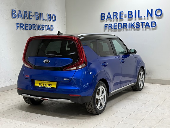 Kia e-Soul 10 of 30