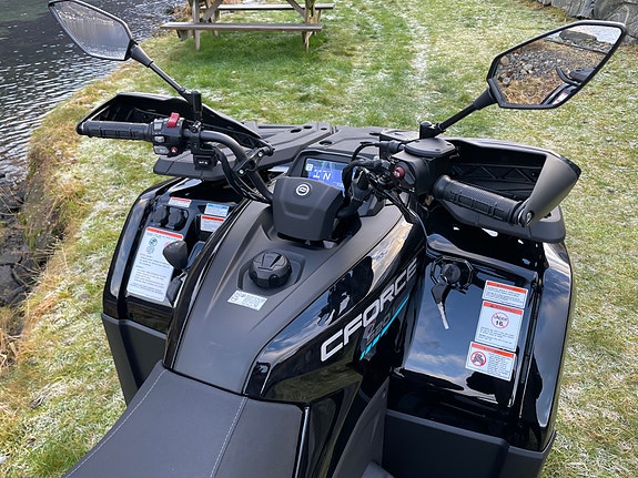 CFMOTO CFORCE 520 Arctic ABS (90 km.t) 4 of 4