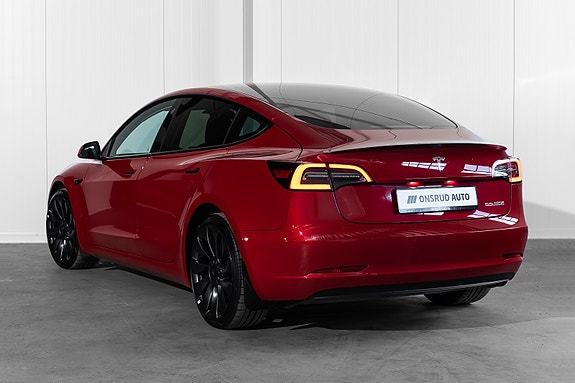 Tesla Model 3 3 of 5