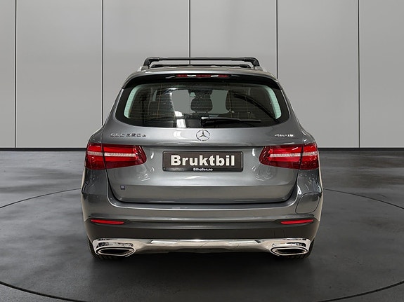 Mercedes-Benz GLC350 e 4 of 5