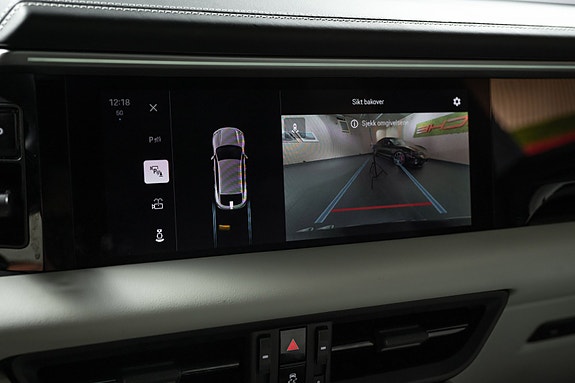 Porsche Macan 11 of 30