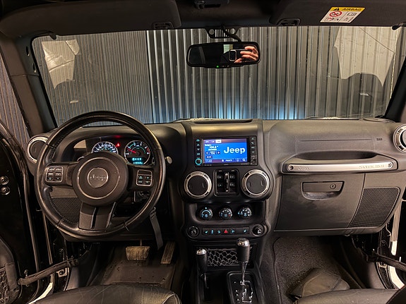 Jeep Wrangler 29 of 30