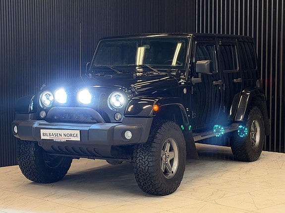 Jeep Wrangler 4 of 5