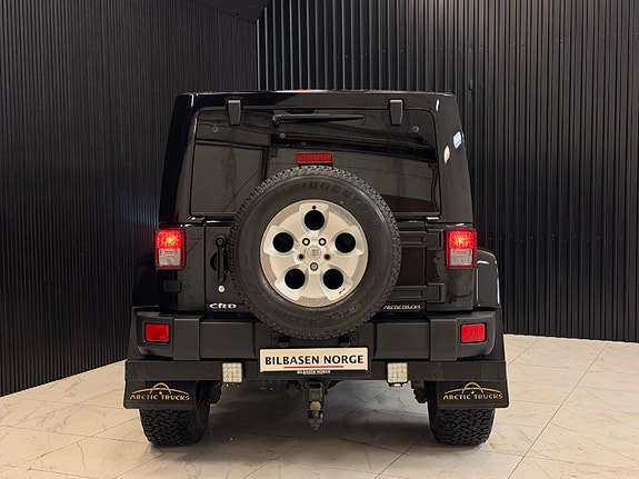 Jeep Wrangler 14 of 30