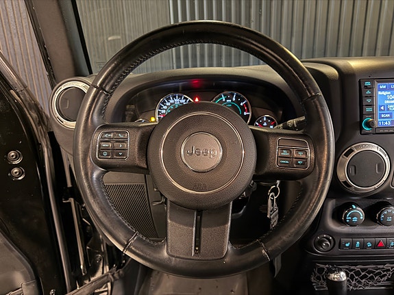Jeep Wrangler 28 of 30