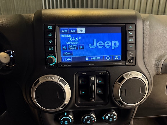 Jeep Wrangler 30 of 30