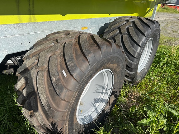 NY FLIEGL POLYLINE 11000, 750 DEKK, MEDSVINGENDE BAKAKSEL & 12 METER NEDFELLER 13 of 23