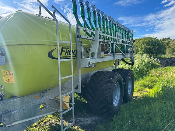 NY FLIEGL POLYLINE 11000, 750 DEKK, MEDSVINGENDE BAKAKSEL & 12 METER NEDFELLER 4 of 23