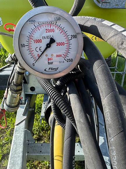 NY FLIEGL POLYLINE 11000, 750 DEKK, MEDSVINGENDE BAKAKSEL & 12 METER NEDFELLER 19 of 23