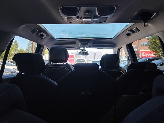 Citroen Grand C4 Picasso 28 of 30