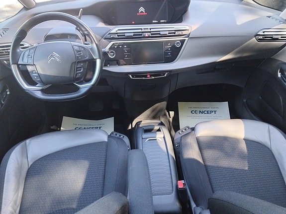 Citroen Grand C4 Picasso 23 of 30