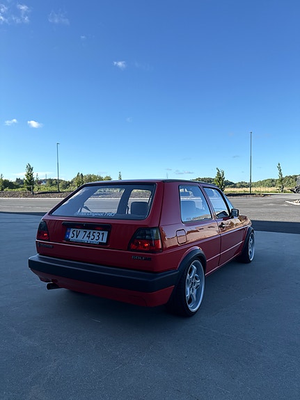 Volkswagen Golf II 5 of 18