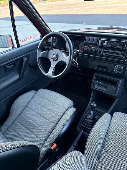 Volkswagen Golf II 14 of 18