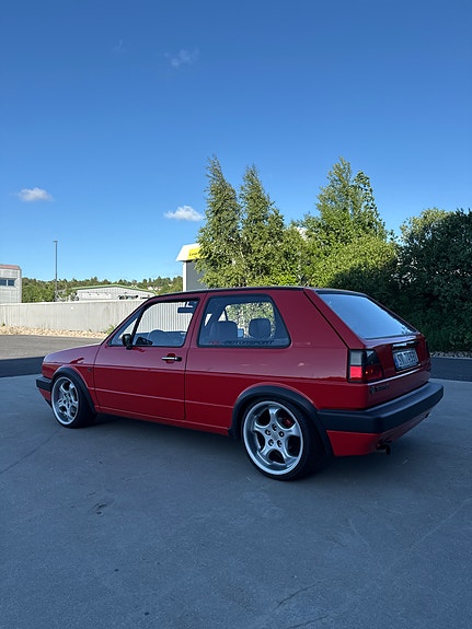 Volkswagen Golf II 3 of 18