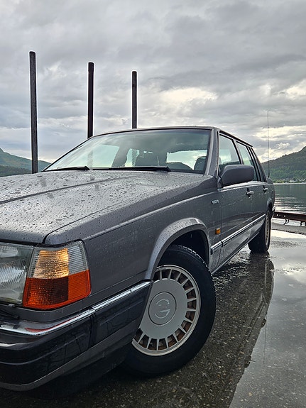 Volvo 760 10 of 30