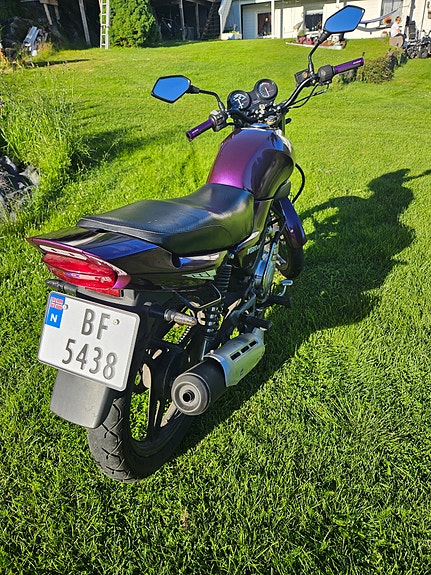 Yamaha YBR 125 5 of 5