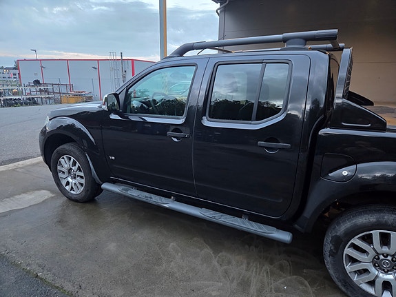 Nissan Navara 3 of 5