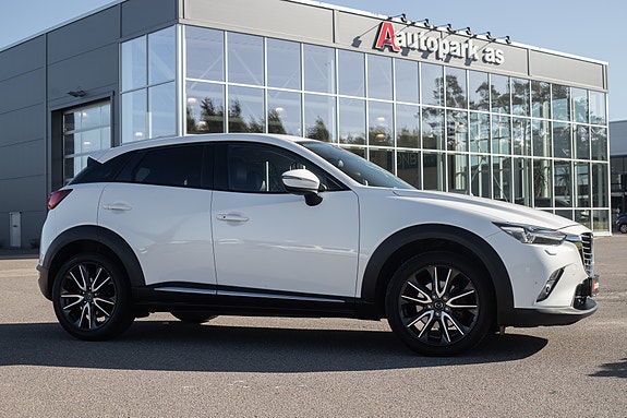 Mazda CX-3 2 of 5