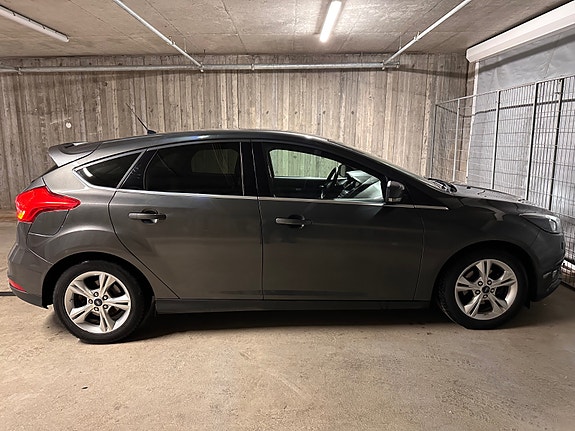 Ford Focus 14 of 30