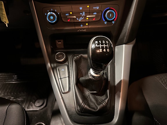 Ford Focus 23 of 30