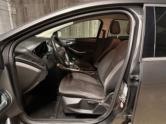 Ford Focus 16 of 30