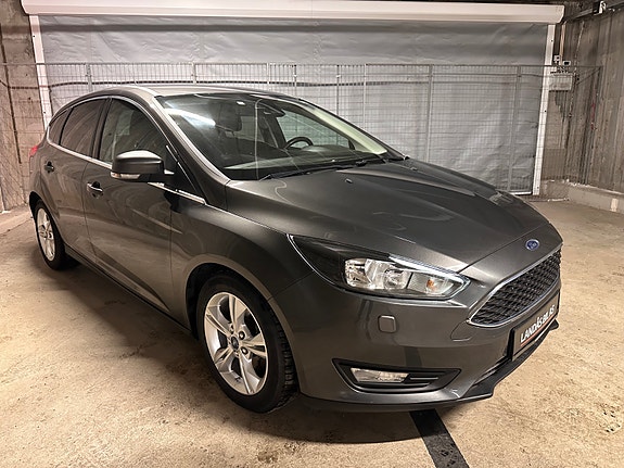 Ford Focus 8 of 30