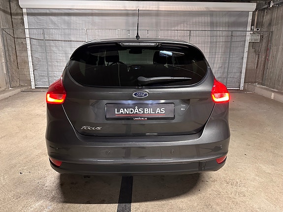 Ford Focus 10 of 30