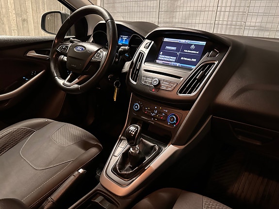 Ford Focus 26 of 30