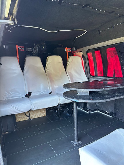Ford Transit 350M Van 4 of 5