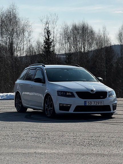 Skoda Octavia RS 4 of 5