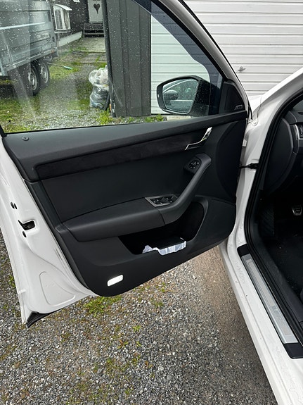 Skoda Octavia RS 14 of 23