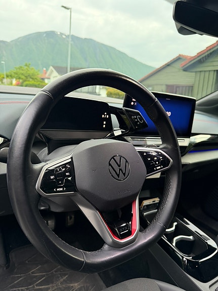 Volkswagen ID.5 GTX 23 of 27
