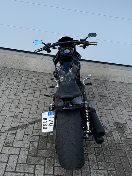 Harley-Davidson VRSCDX Night Rod Special 6 of 11