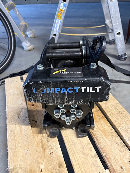 Cat COMPACTTILT 5 of 5