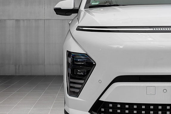 Hyundai Kona 4 of 5