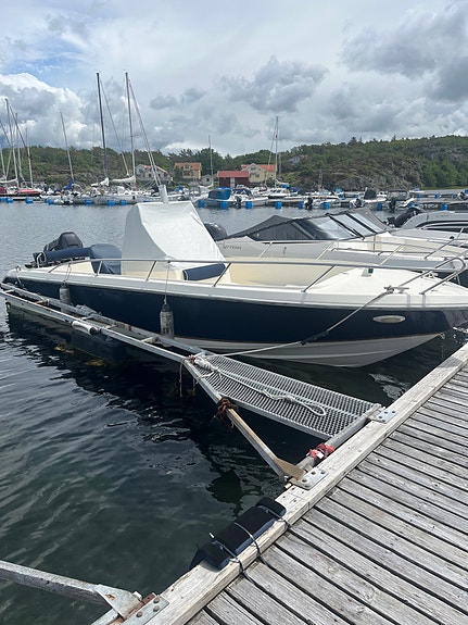 Välvårdad Draco Oceancraft 700 m/ Yamaha 225 VMAX 3 of 5
