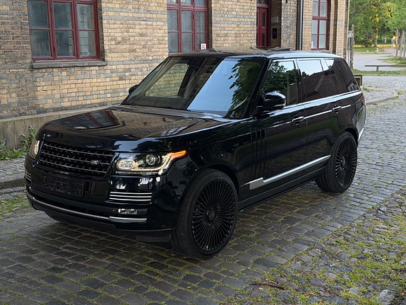 Land Rover Range Rover 3 of 5
