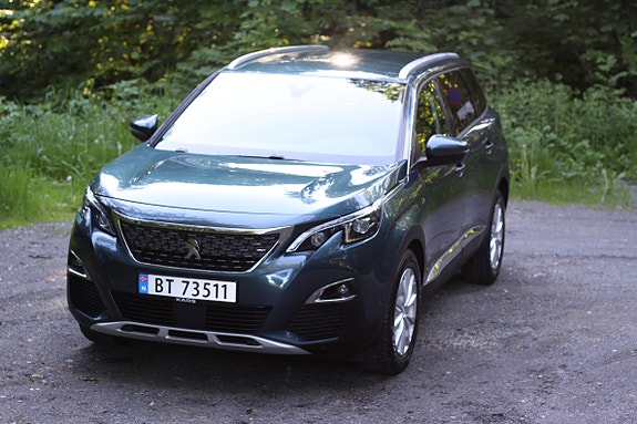 Peugeot 5008 8 of 18