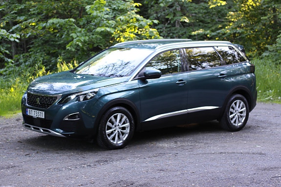 Peugeot 5008 7 of 18