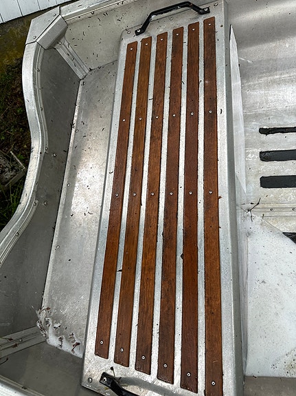 Lett og fin aluminiumsbåt til salgs 2 of 5