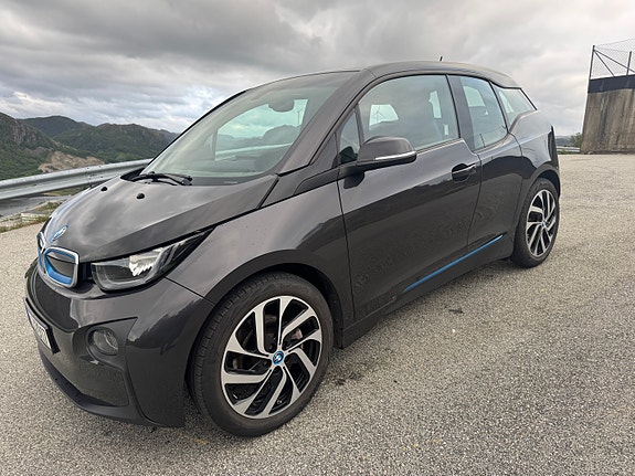 BMW i3