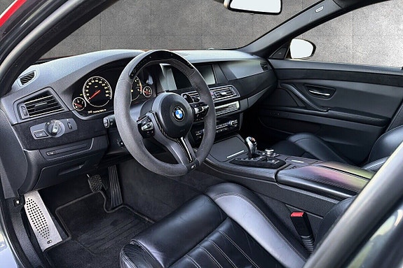 BMW M5 7 of 12