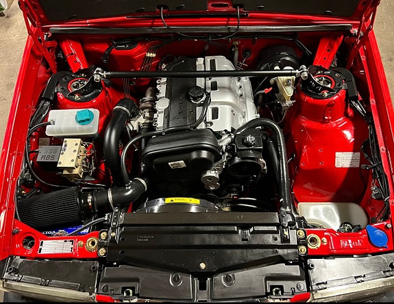Volvo 740 7 of 14