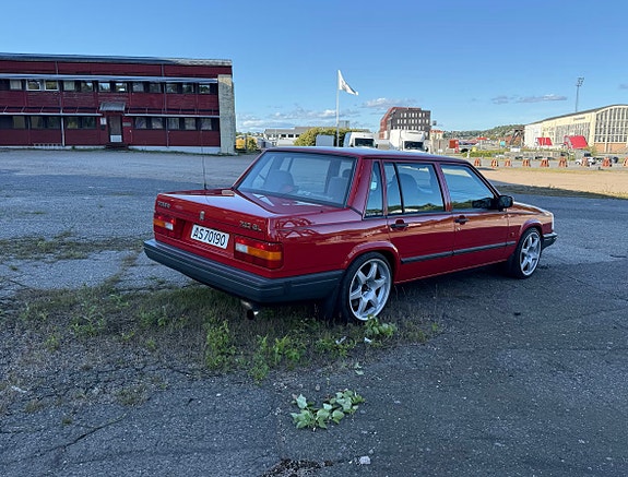 Volvo 740 4 of 14
