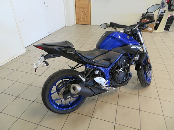 Yamaha MT-03 7 of 18