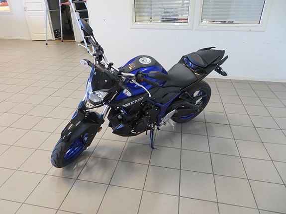 Yamaha MT-03 15 of 18